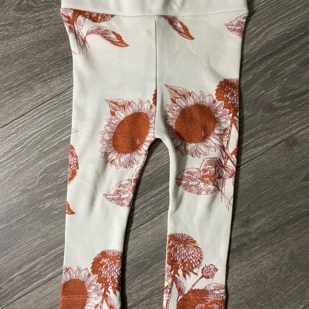 Kate quinn sunflower legging